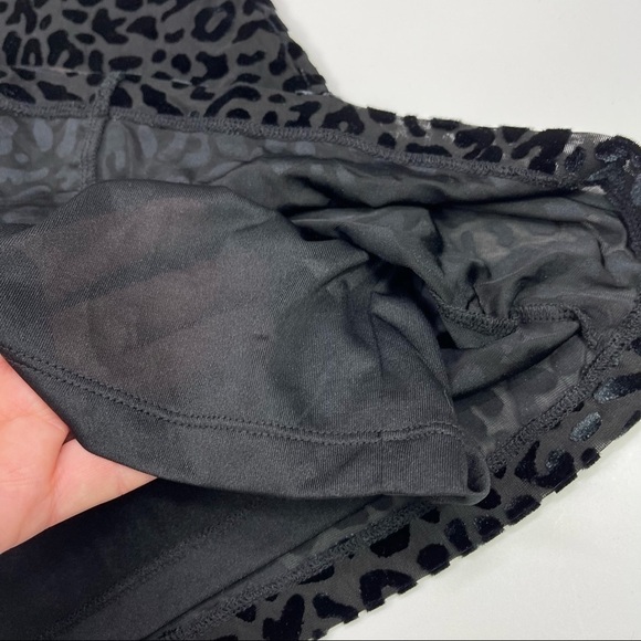 DKNY Top Blouse Size S Mixed-Print Two-Tone NWT - Picture 9 of 11